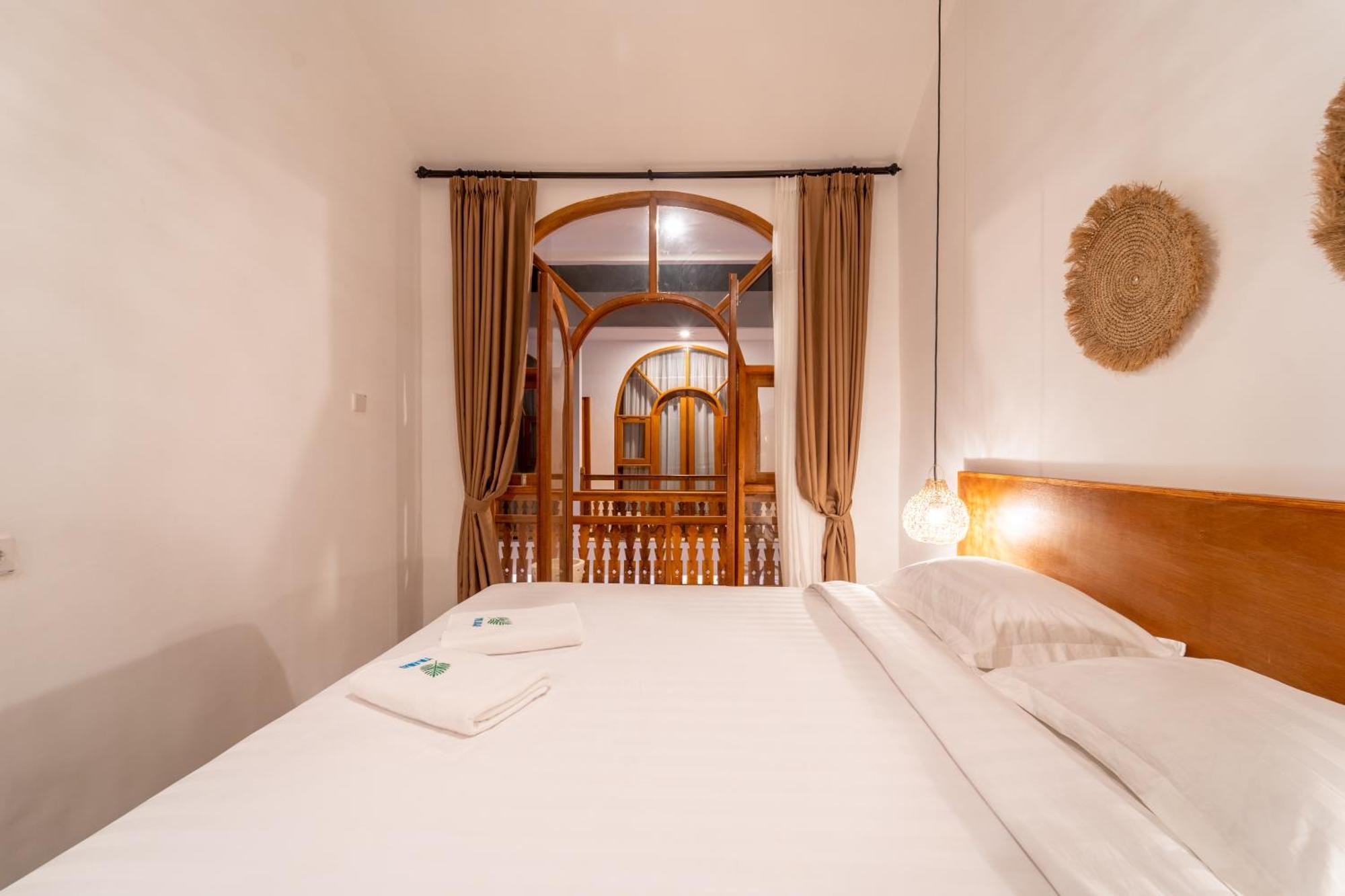 Yulaman Hotel Гілі-Траванган Екстер'єр фото